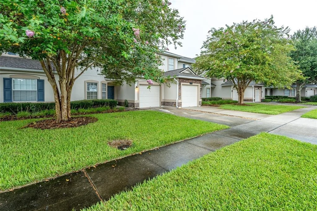 Photo of 332 WOODED CROSSING CIRCLE
