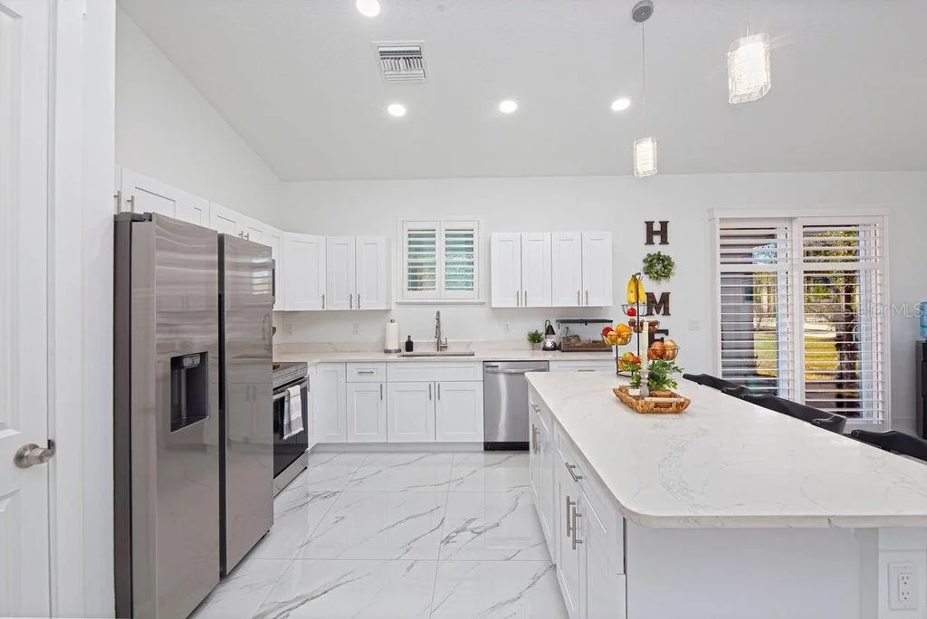 Photo of 3573 NW 18TH AVENUE