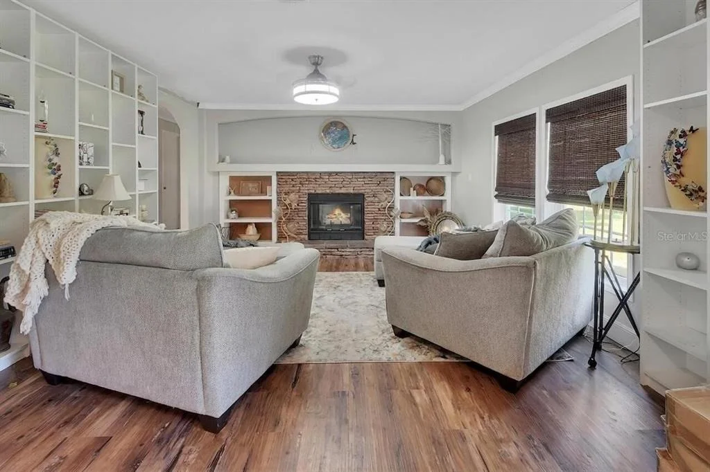 Photo of 369 GARDEN LANE
