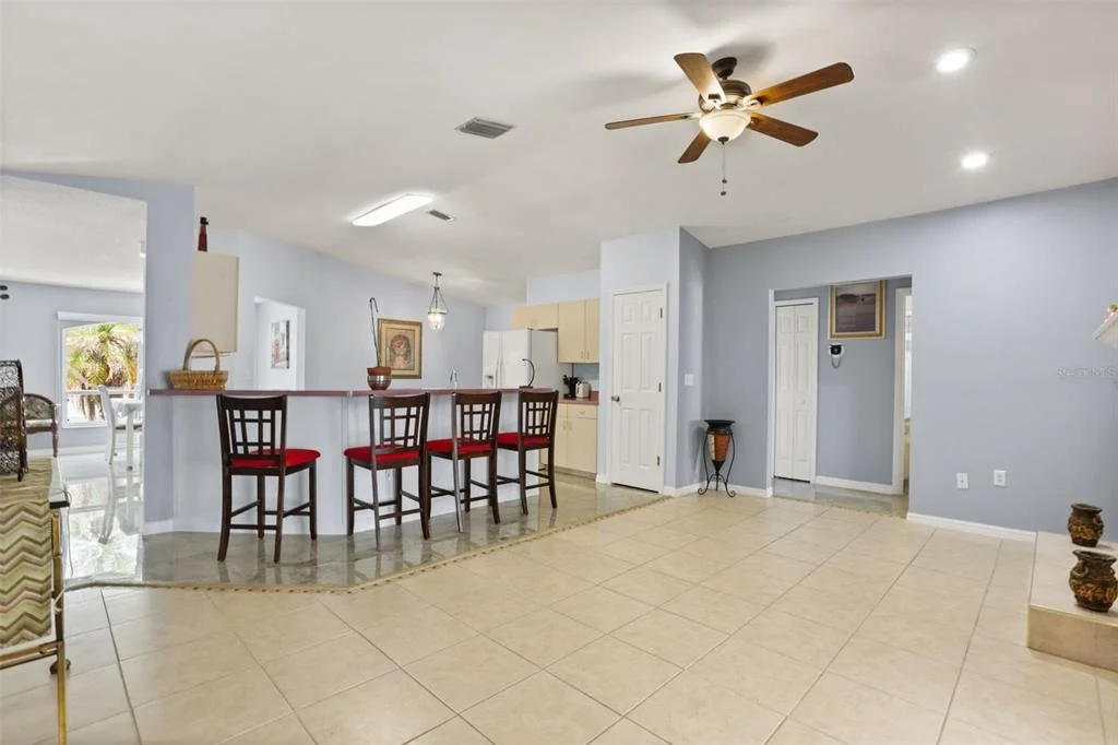 Photo of 329 LAKE DAISY LOOP