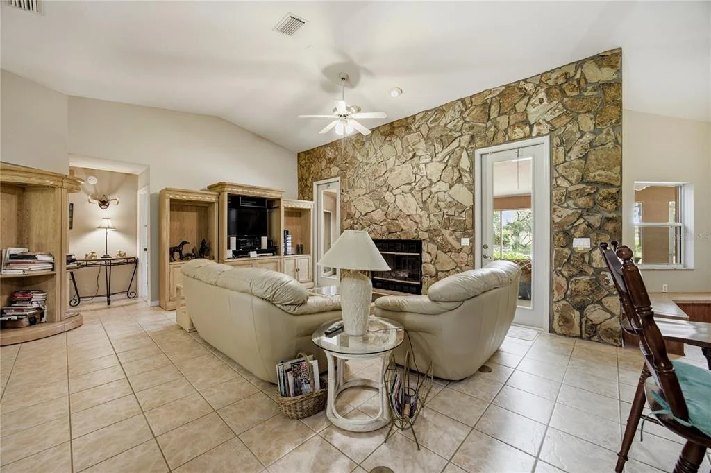 Photo of 11751 SE 16TH LANE