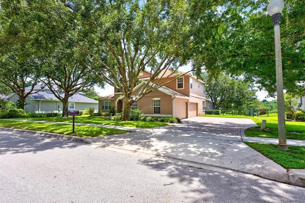 Photo of 825 PARKSIDE POINTE BOULEVARD