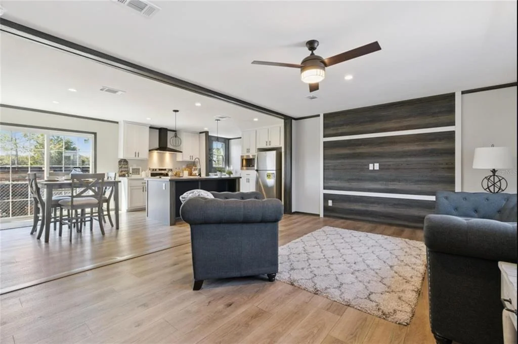 Photo of 1636 MISTLETOE STREET