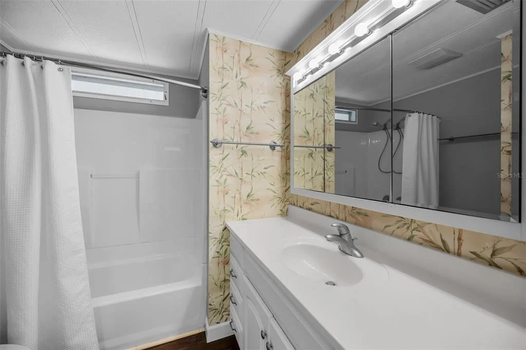 Photo of 4706 BURNEY DRIVE