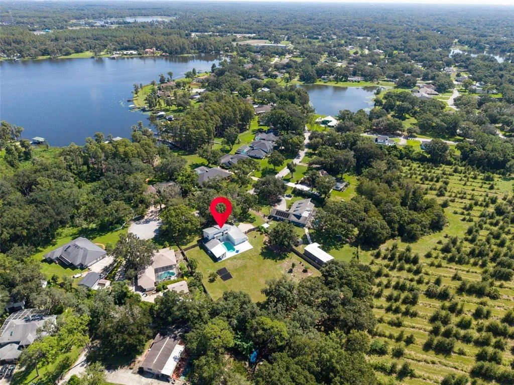 Photo of 810 WARREN ROAD