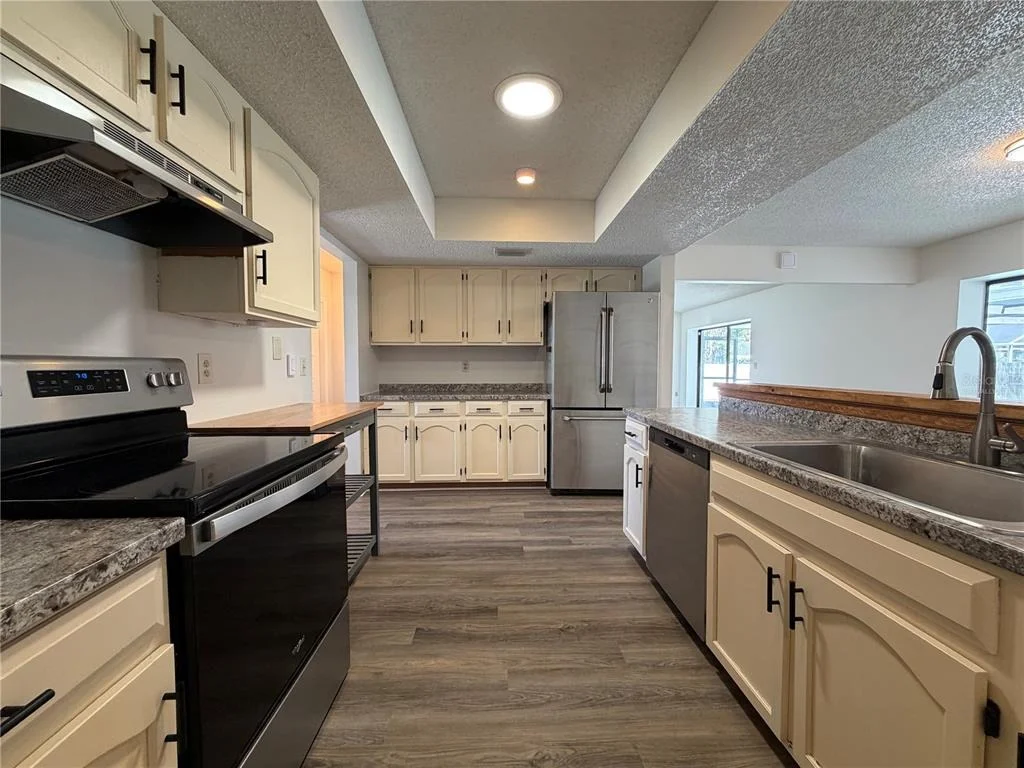 Photo of 391 HARVARD ROAD