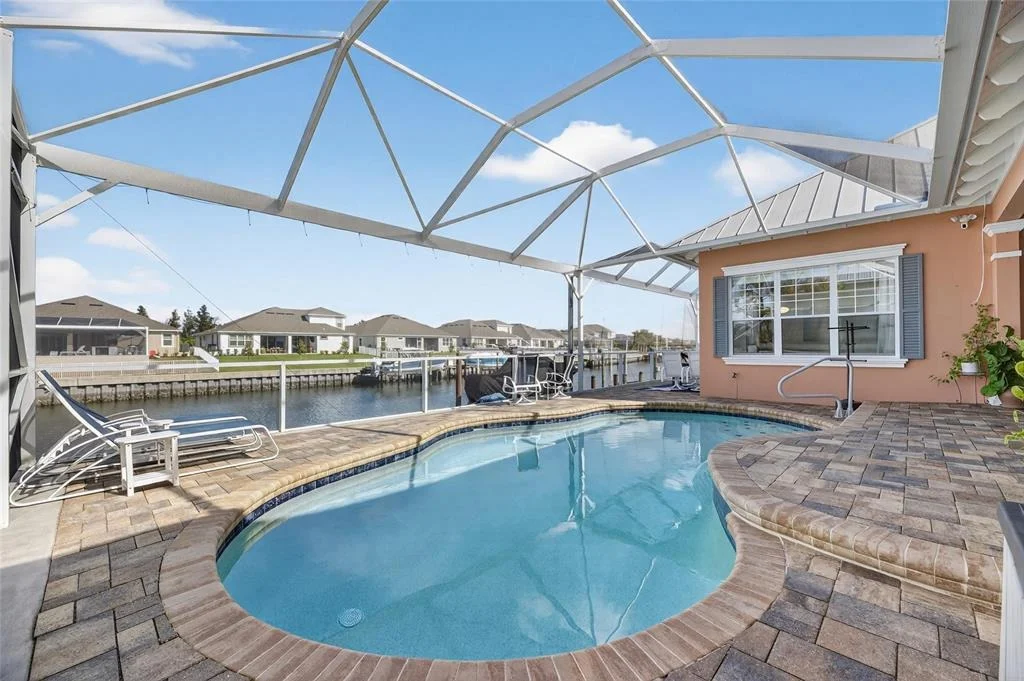 Photo of 719 ISLEBAY DRIVE