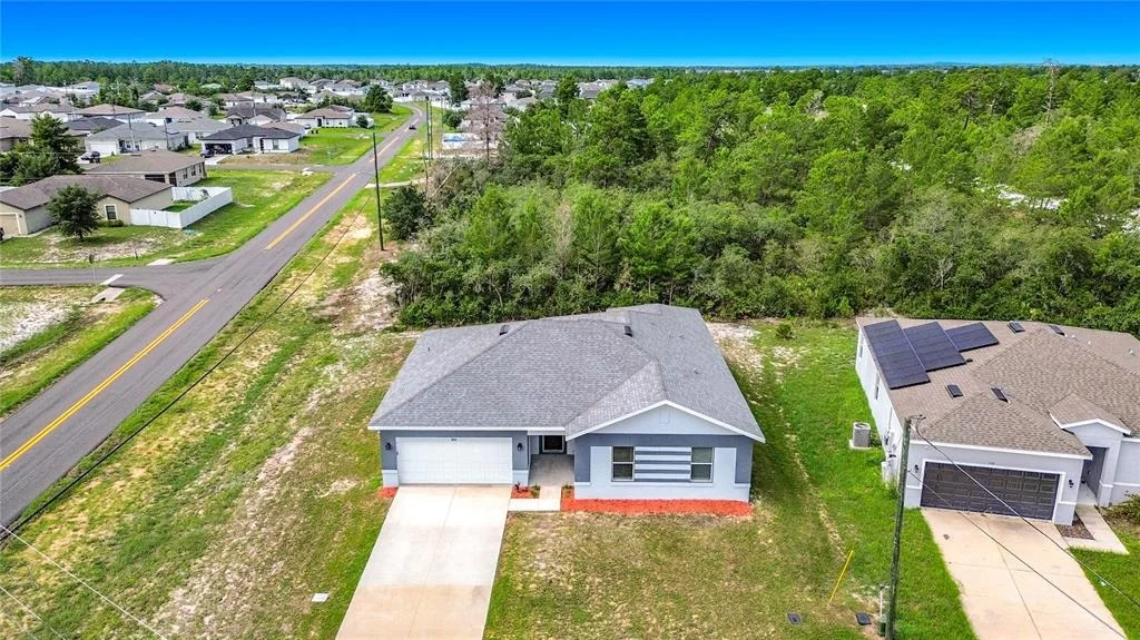 Photo of 106 OAK CIRCLE