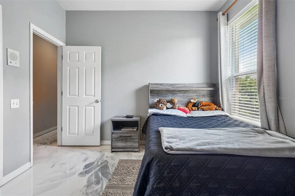 Photo of 1008 ROBINWOOD DRIVE