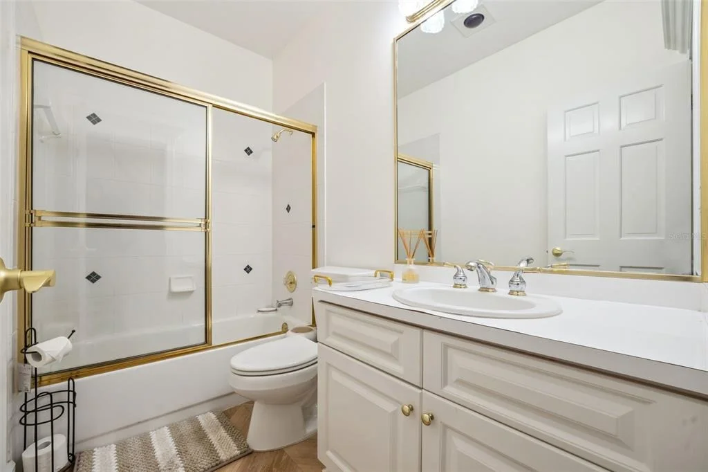 Photo of 21033 VIOLET ROAD