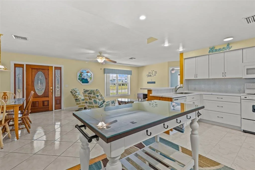 Photo of 3388 OLEANDER DRIVE