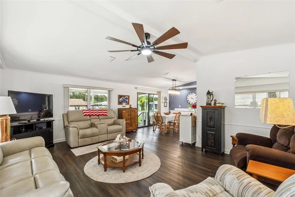 Photo of 301 LAKEVIEW DRIVE
