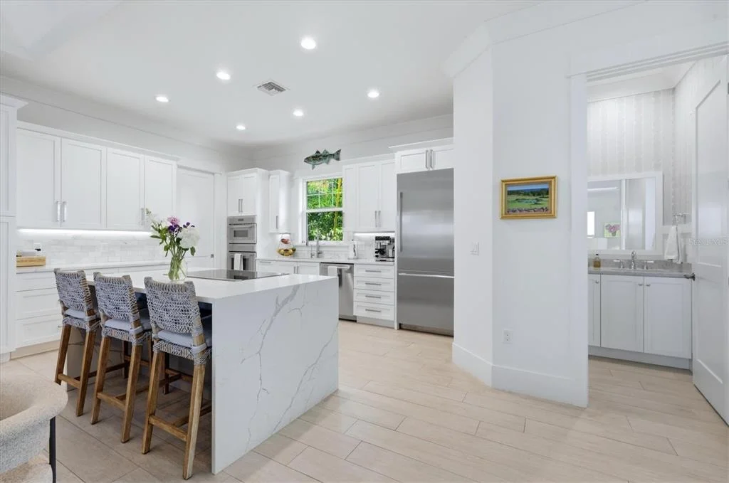 Photo of 3913 ROBERTS POINT ROAD