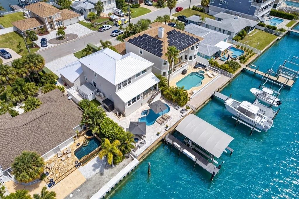 Photo of 141 BAYSIDE DRIVE