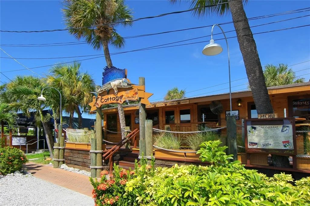 Photo of 471 ISLAND CIRCLE