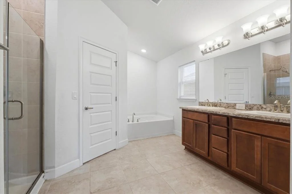 Photo of 851 VIENNA DRIVE