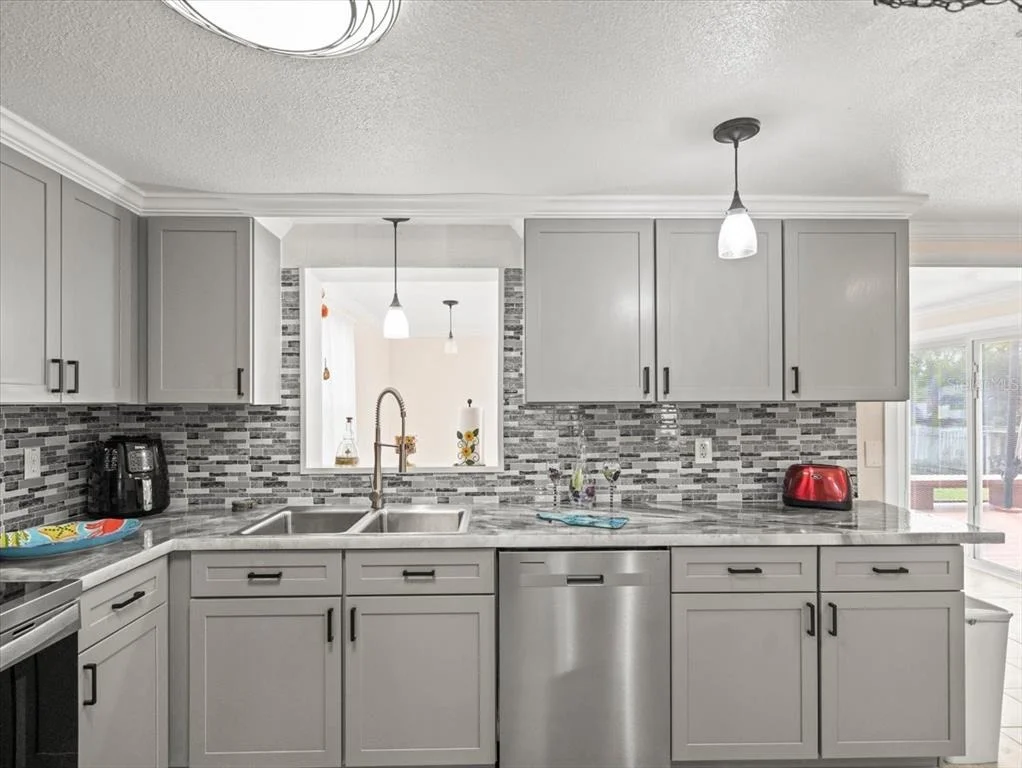 Photo of 3408 CRAPE MYRTLE DRIVE