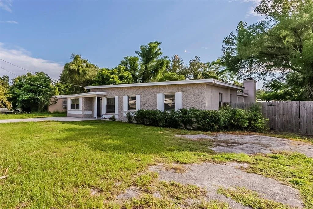 Photo of 1007 EMERALDA ROAD