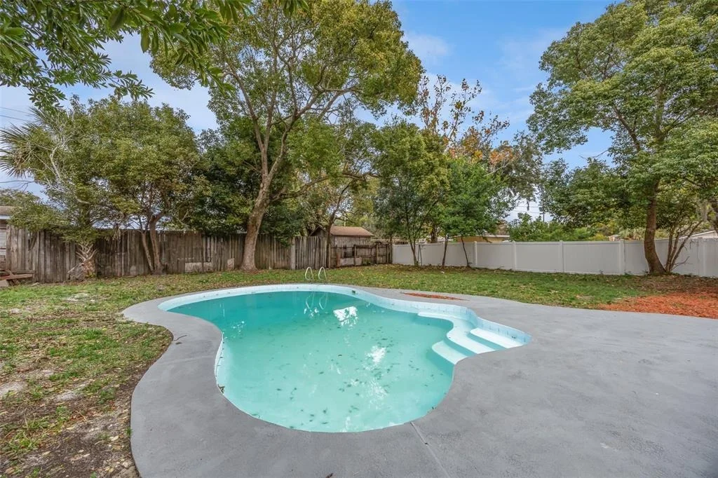 Photo of 3033 SUTTON DRIVE