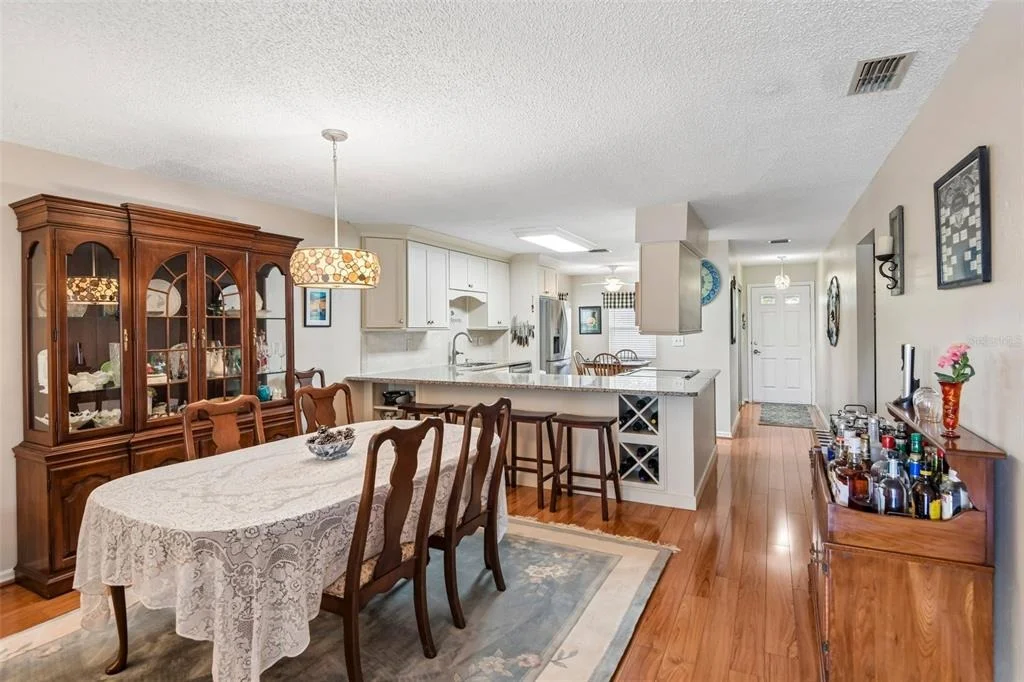 Photo of 6413 RIVER LODGE LANE