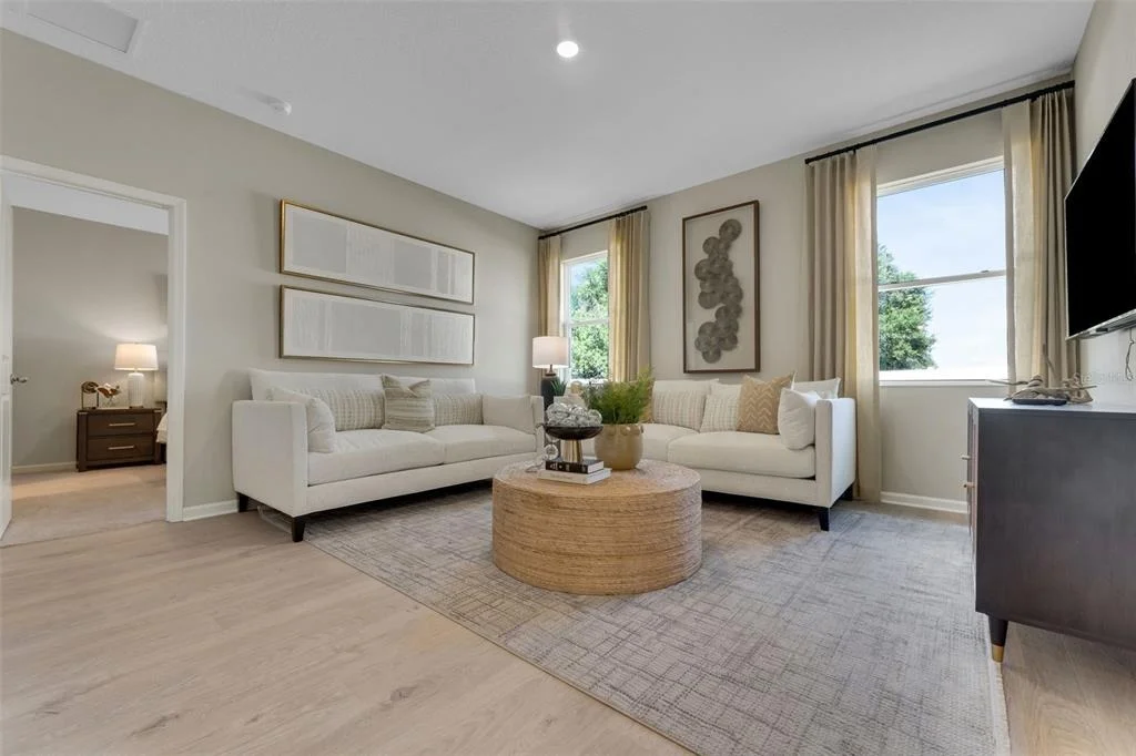 Photo of 296 MEREDITH BOULEVARD
