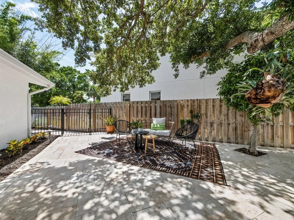 Photo of 430 ISLAND CIRCLE