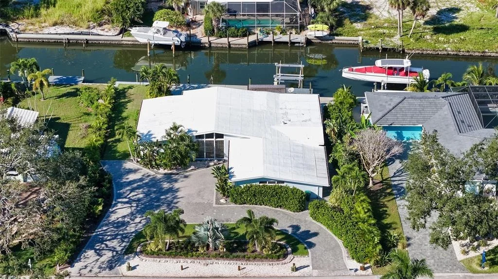 Photo of 619 BUTTONWOOD DRIVE