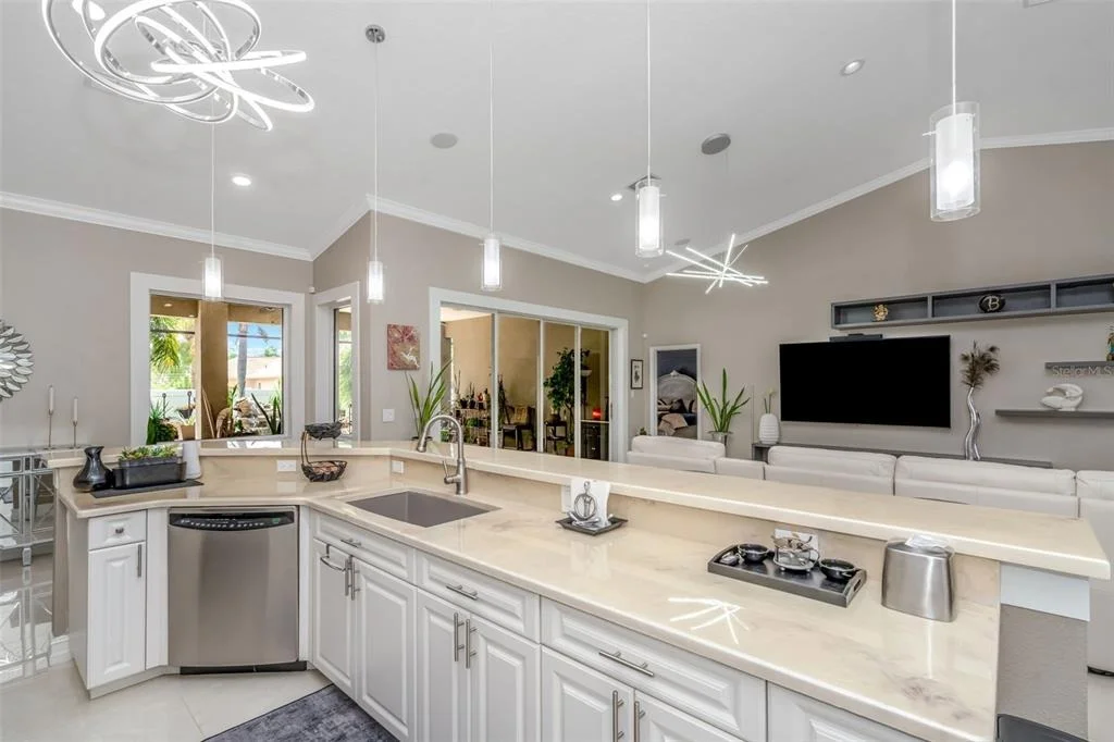 Photo of 21812 CARSON DRIVE