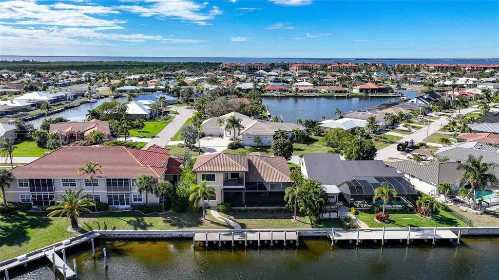 Photo of 166 HIBISCUS DRIVE