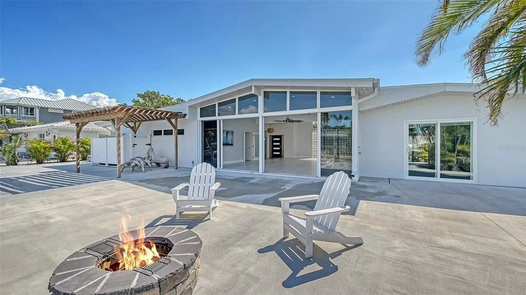 Photo of 619 BUTTONWOOD DRIVE