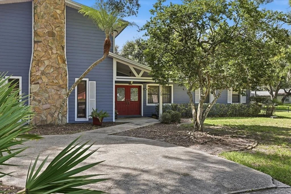 Photo of 10125 OAK RUN DRIVE