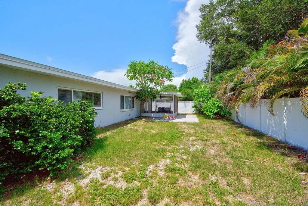Photo of 2159 GREENBRIAR BOULEVARD