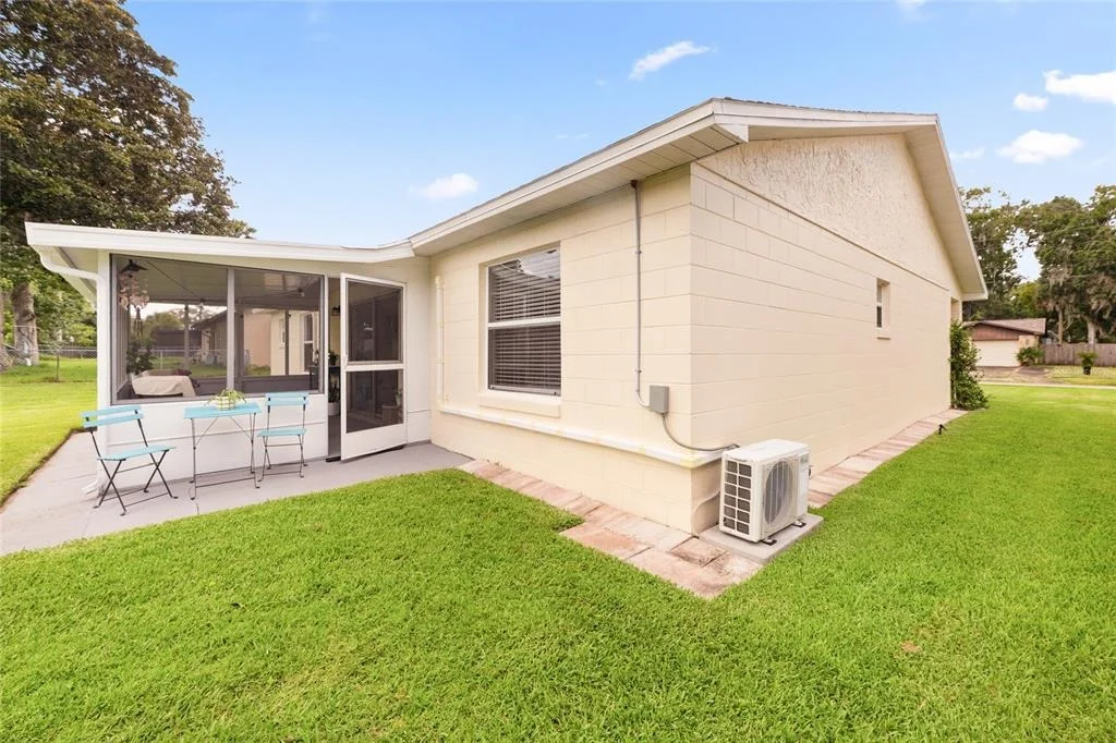 Photo of 38 LAUREL OAKS CIRCLE