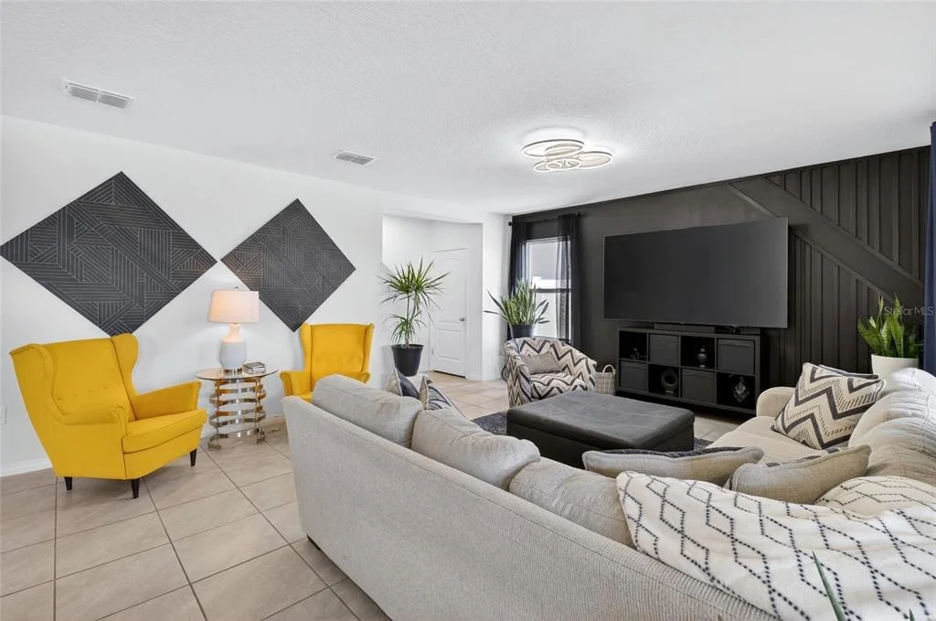 Photo of 9649 BLACK WALNUT DRIVE