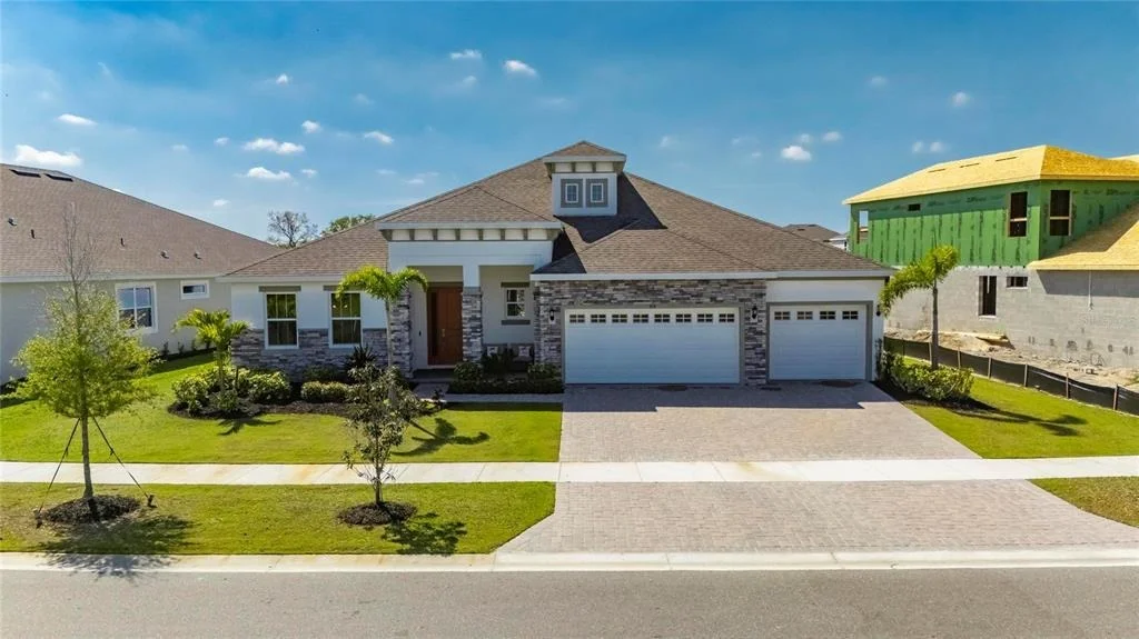 Photo of 914 SIGNET DRIVE