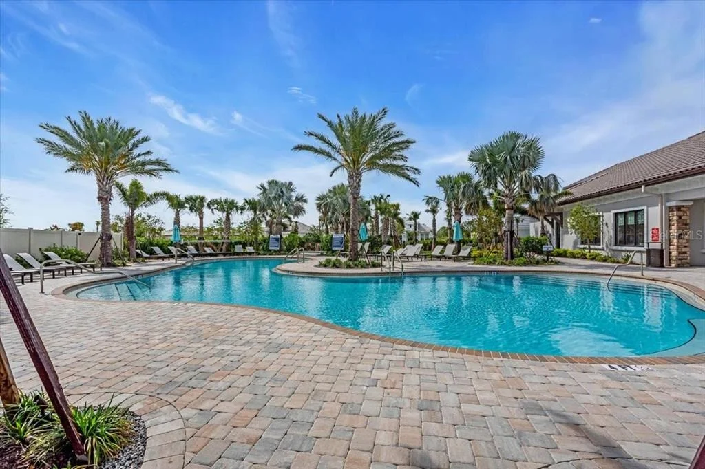 Photo of 4642 CRESTPOINT WAY