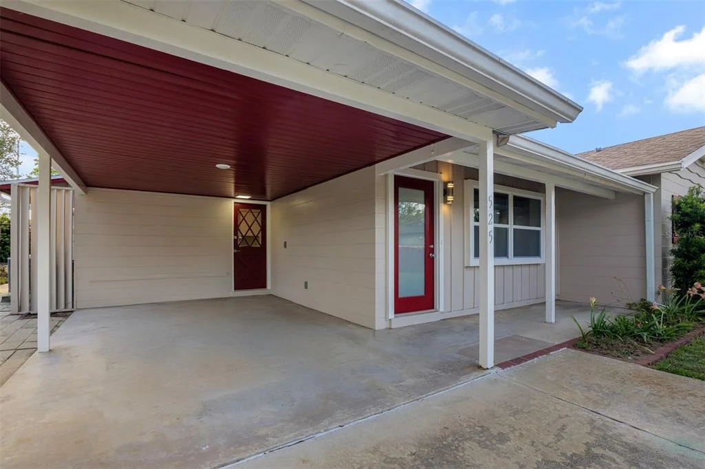 Photo of 525 OLOLU DRIVE