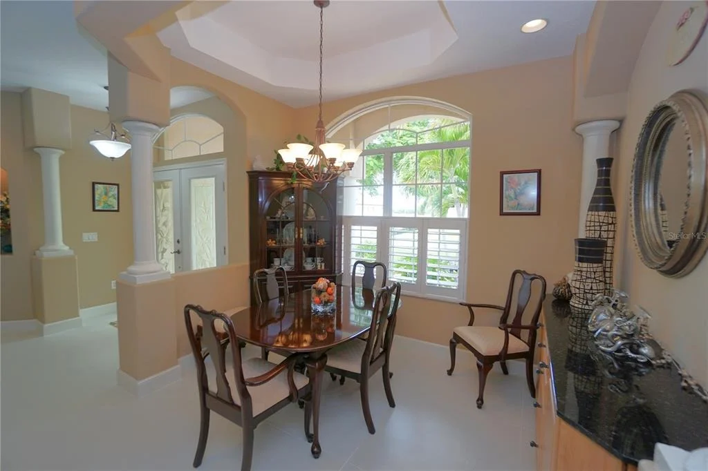 Photo of 17123 BARCREST LANE