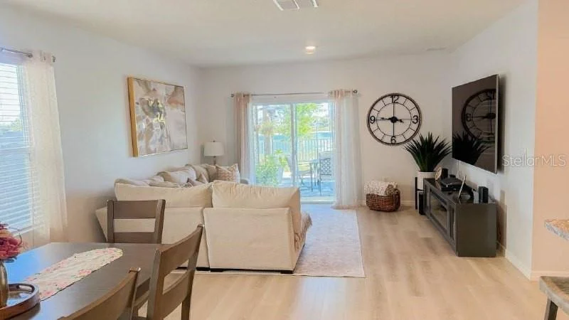 Photo of 1724 POST OAK DRIVE