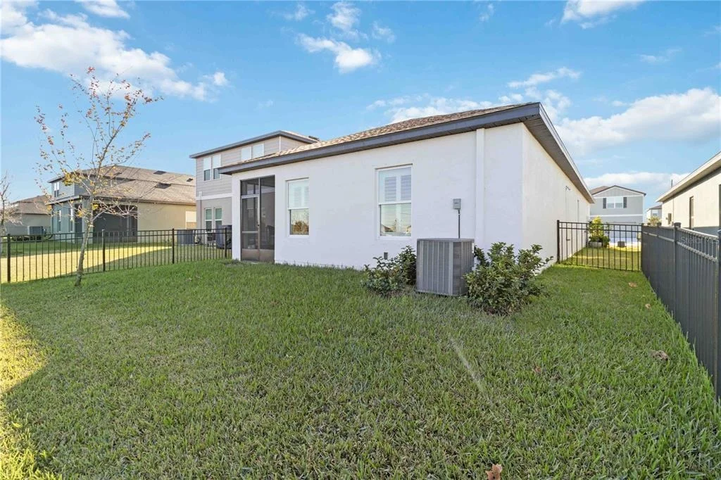 Photo of 10435 LADYBUG COVE
