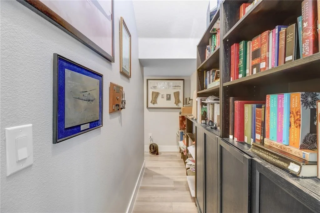 Photo of 6104 LAGOMAR LANE