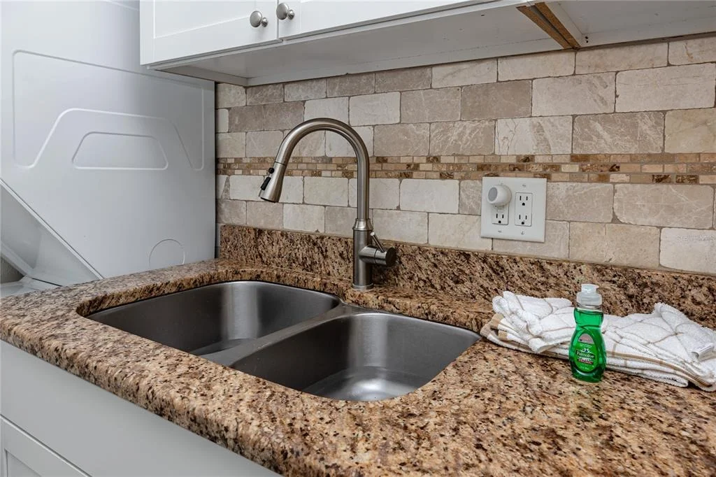 Photo of Unit F at 159 MEDALLION BOULEVARD