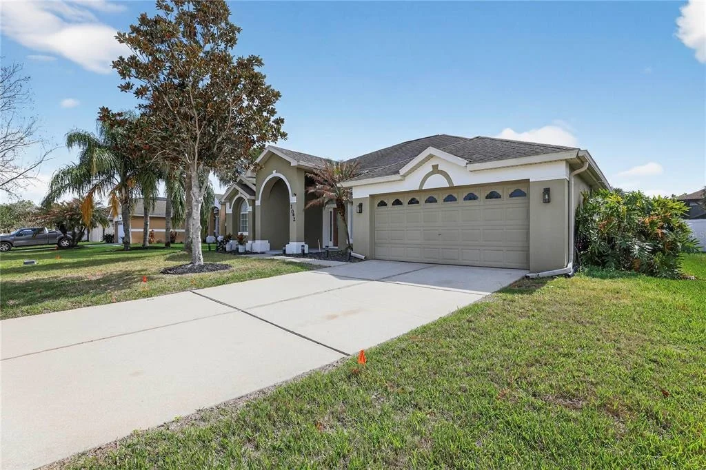 Photo of 1042 CHAMBERLIN TRAIL