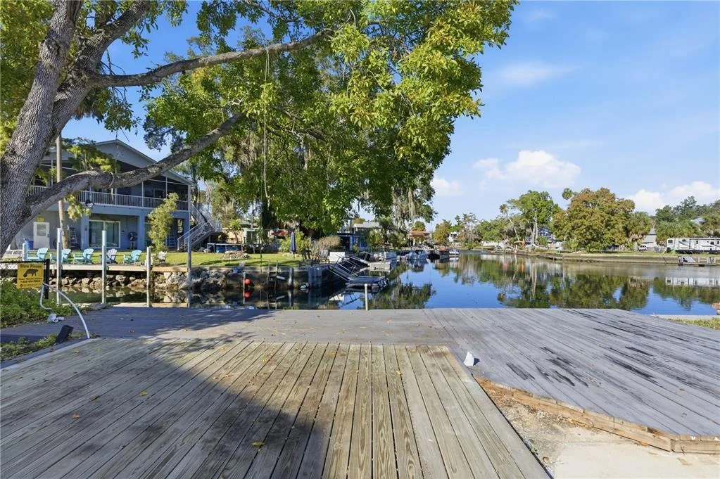 Photo of 00 CIRCLE DRIVE