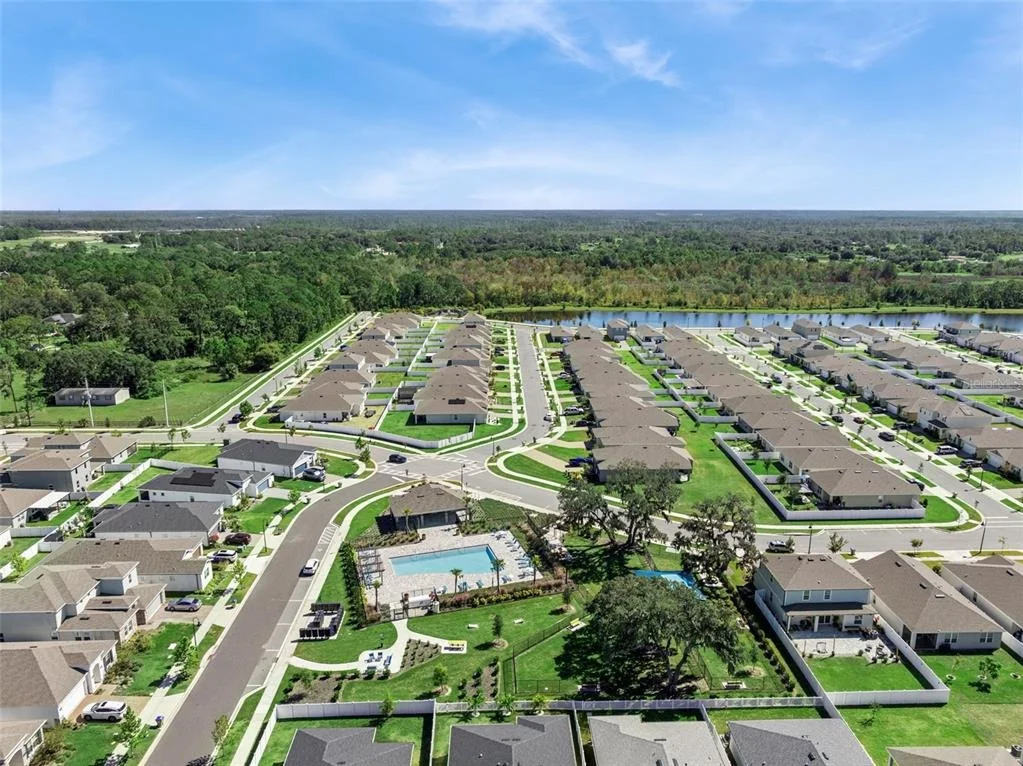 Photo of 1111 LONE PALM WAY