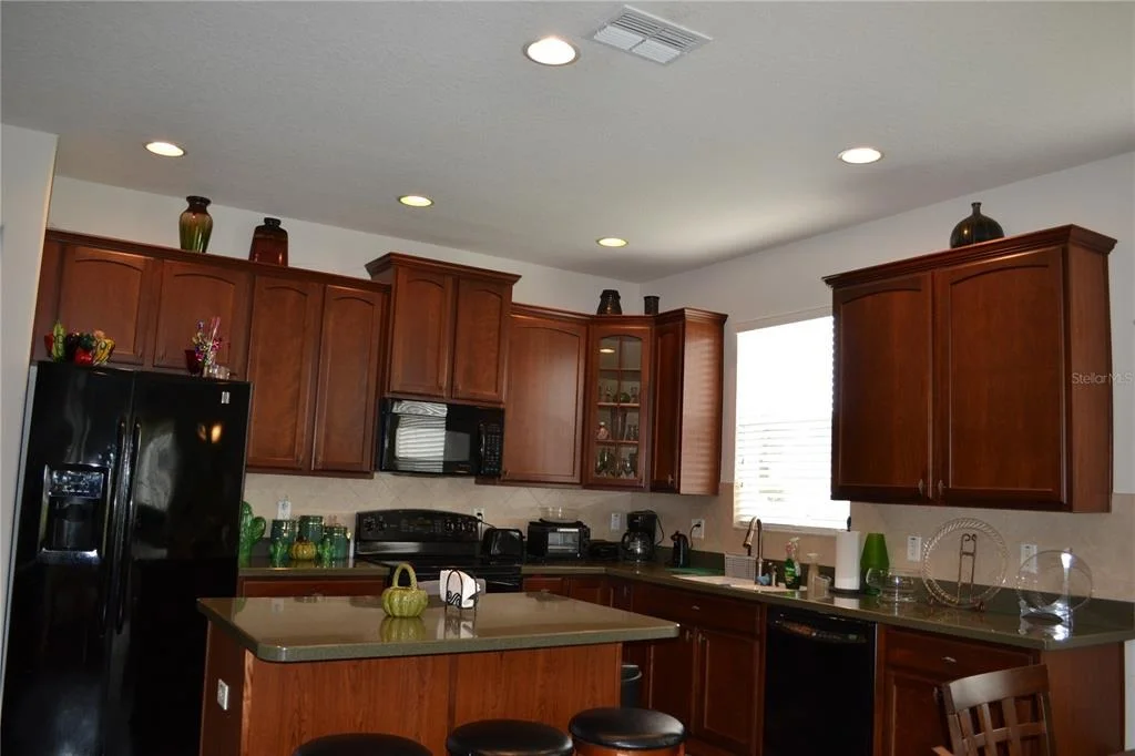 Photo of 659 WINTHROP DRIVE