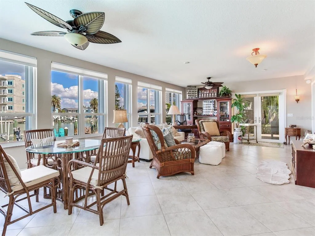 Photo of Unit B at 210 DOLPHIN POINT