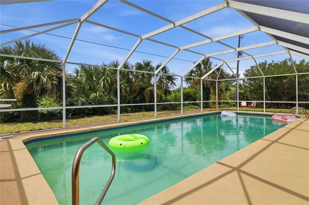 Photo of 4 BEACHSIDE DR