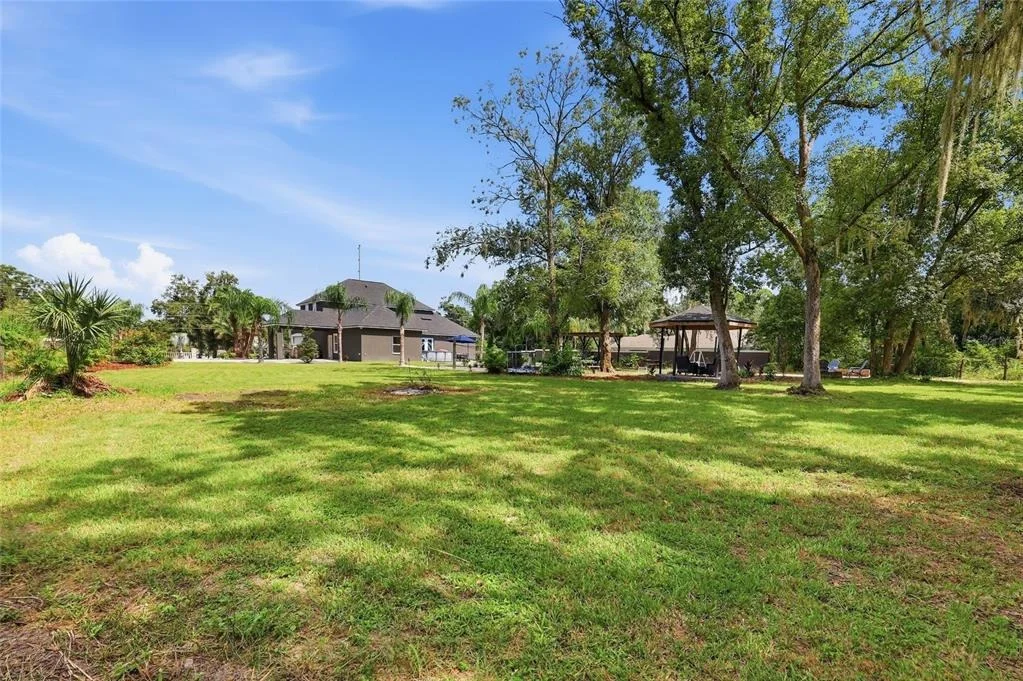 Photo of 416 W SOCRUM LOOP ROAD