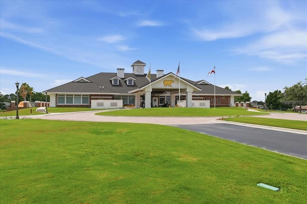 Photo of 6124 FOXFIELD COURT